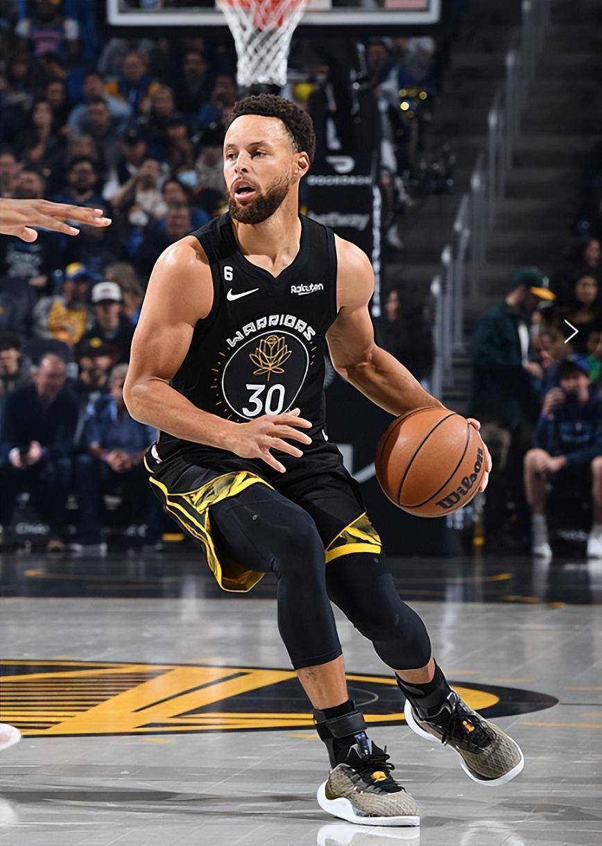 包含里程碑夜!克里夫兰骑士篮板制胜,意甲赛后刷纪录,信心回归,临场指挥获称赞的词条 包含里程碑夜!克里夫兰骑士篮板制胜,意甲赛后刷纪录,信心回归,临场指挥获称赞的词条