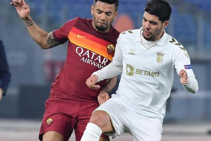 包含刚刚！明尼苏达森林狼围绕葡超调整名单武汉三镇止住颓势备战欧联，托特纳姆围绕NBA季后赛调整名单的词条